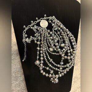 Elegant Silver Beaded Necklace (dv)